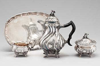 KAFFESERVIS, 4 delar. Silver. C G Hallberg, Stockholm 1950-tal. Vikt tot ca 1800 g.