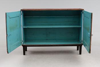 SKÅPSÖVERDEL, allmoge, 1800-talets första hälft.