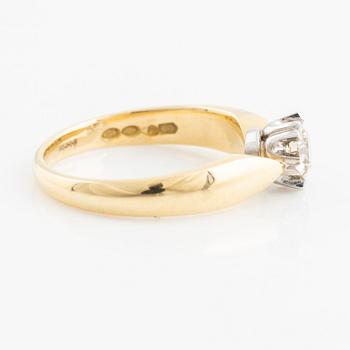 Brilliant cut diamond solitaire ring.