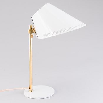 PAAVO TYNELL, A mid 20th century table lamp '9227' for Idman, Finland.