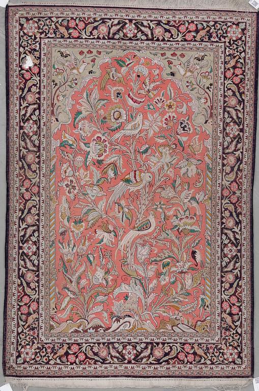 MATTA, Ghom, silke, old. Ca 156 x 105 cm.