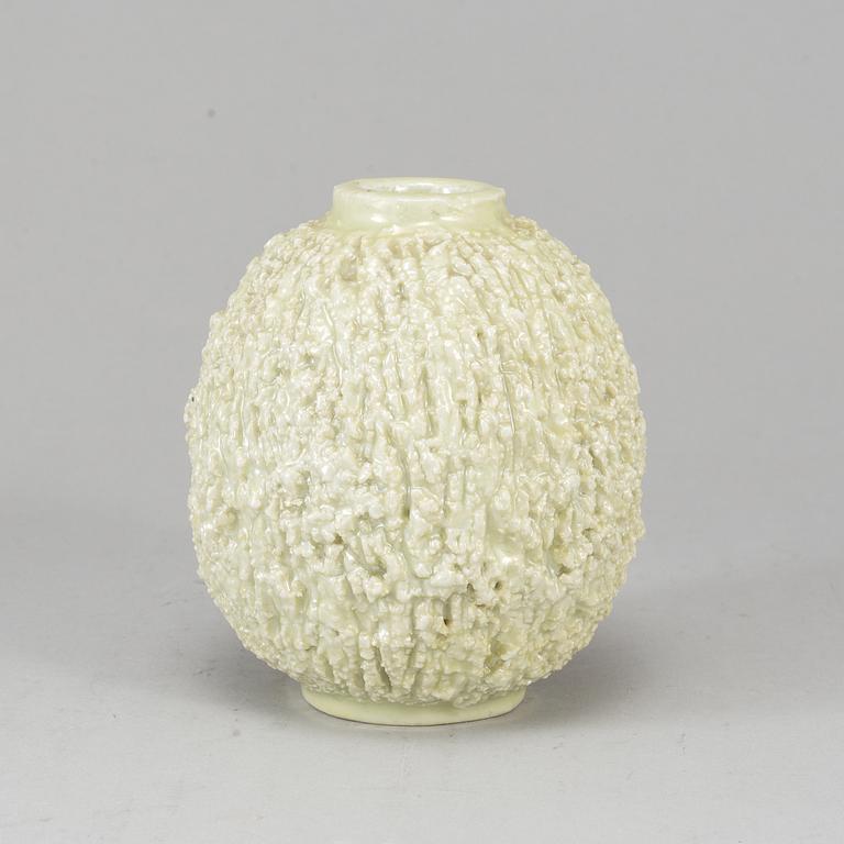 GUNNAR NYLUND, a stoneware vase, Rörstrand.
