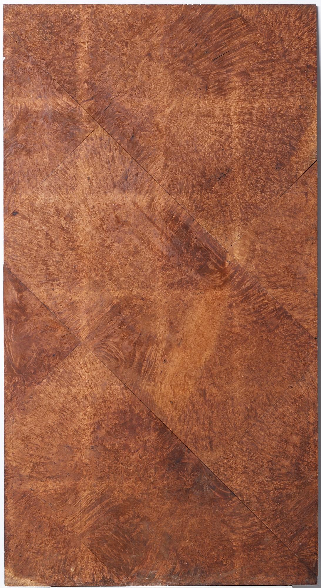 A carved wooden panel, Qing dynasty (1664-1912).