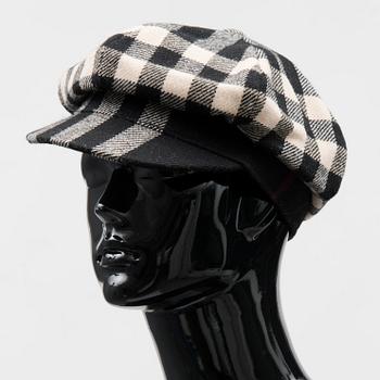 BURBERRY, KEPS, 2 st, storlek M.