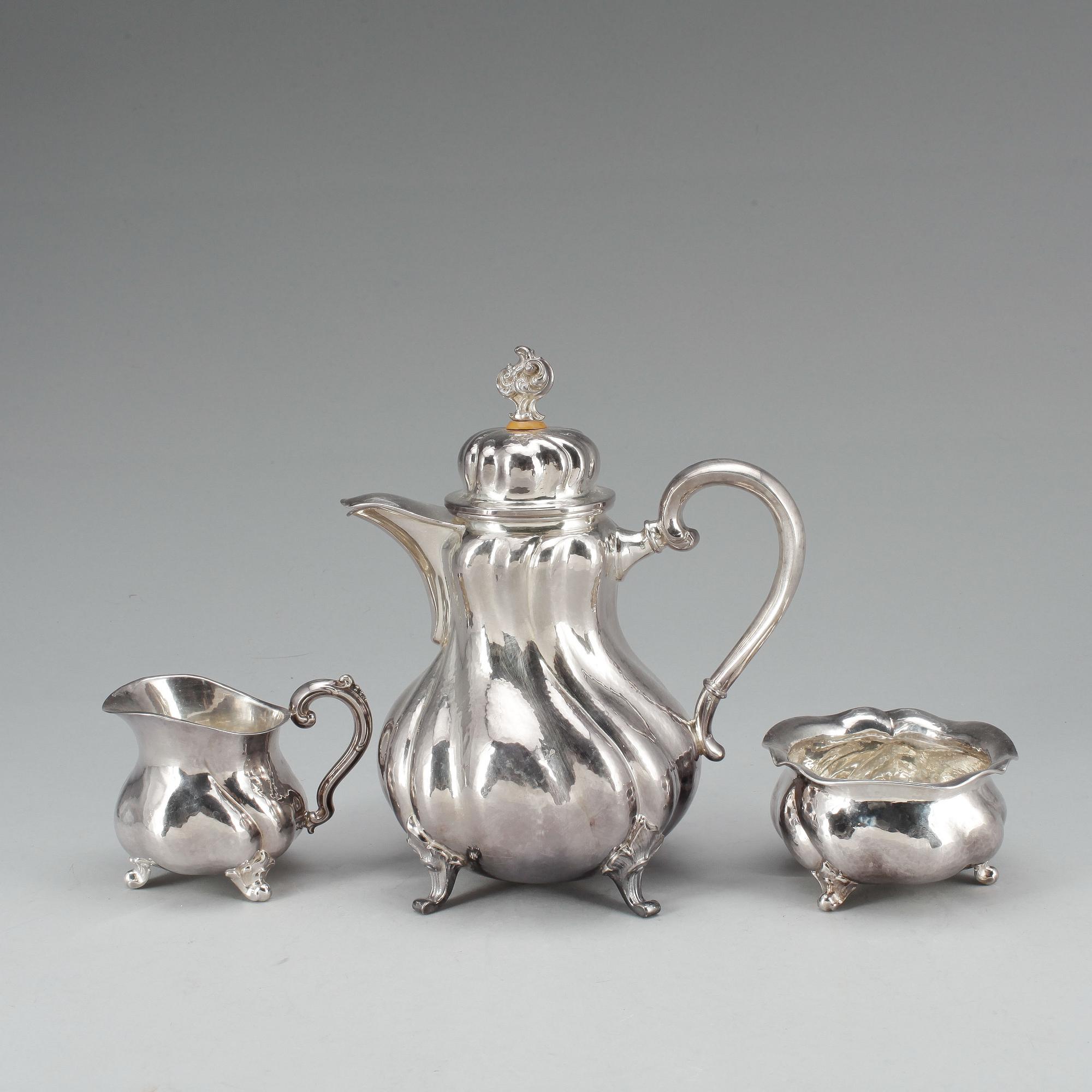 KAFFESERVIS, 3 delar, silver, svenska importstämplar, 1900-tal. Vikt: 907 gram.