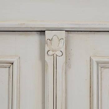 An Art Nouveau clothes cabinet, around 1900.