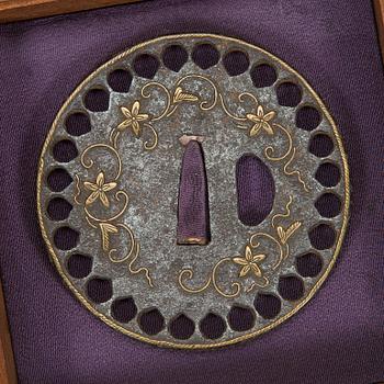 Tsuba, 3 st, Japan, Edo.