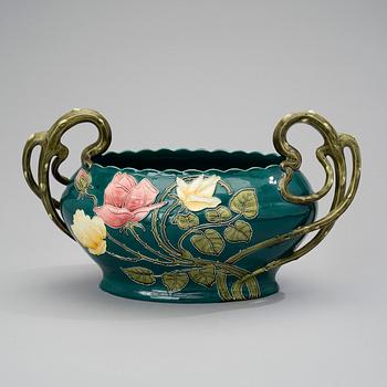 CACHEPOT, majolica, jugend, Austria early 20th cetury.