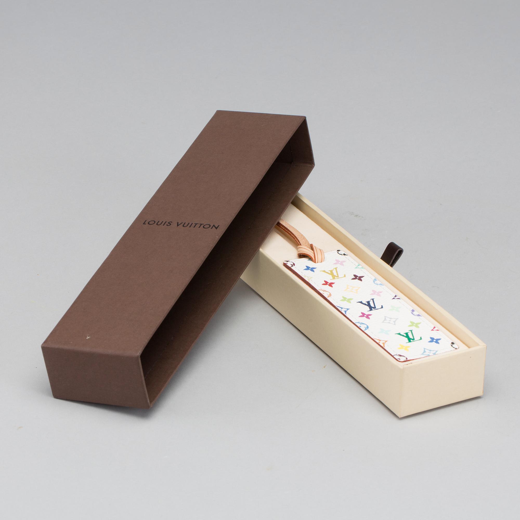 LOUIS VUITTON, bookmark.
