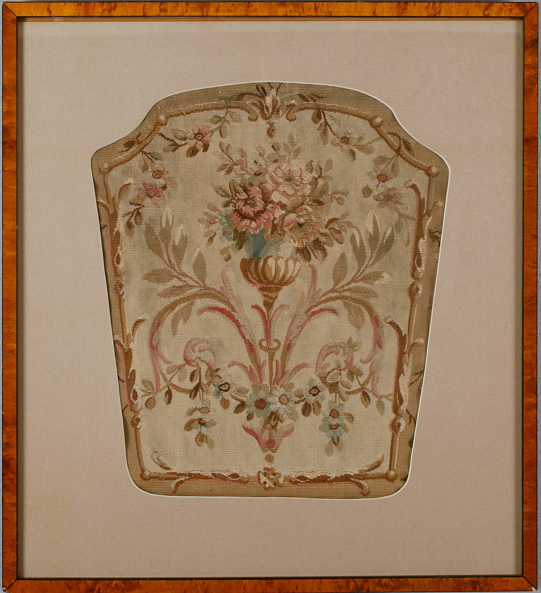 BRODERI, petit point, 1900-talets första hälft.