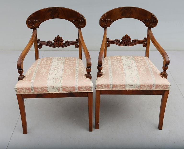 KARMSTOLAR, 1 par, Karl-Johan, 1800-talets mitt.