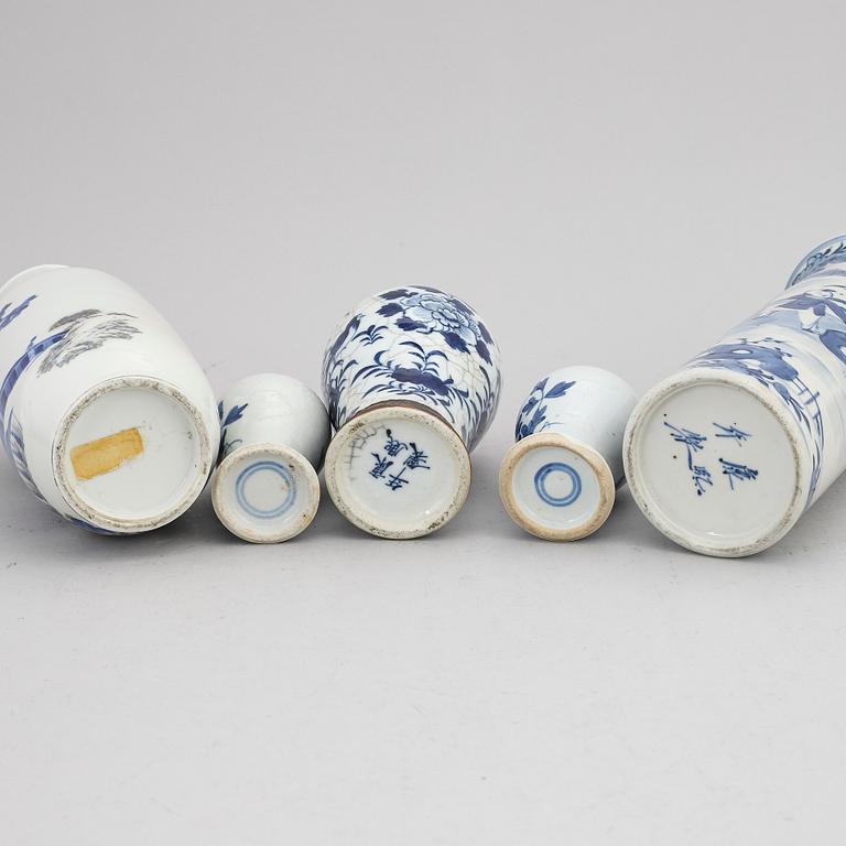 A group of five blue and white vases, Qing dynasty, late 19th/early 20th century.