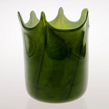 TIINA NORDSTRÖM, konstglas, "Green swirl", signerad Tiina Nordström Nuutajärvi 1996.