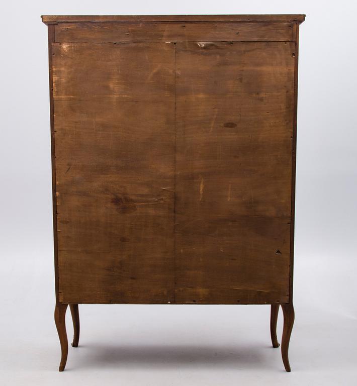 VITRIN, Frankrike, 1900-talets mitt.