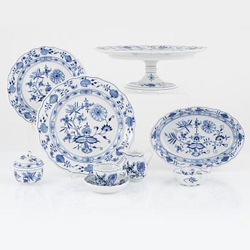 A 15-piece 'Zwiebelmuster' porcelain service, Meissen, Germany.