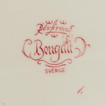 A part red 'Bengali' creamware dinner service, Rörstrand, 1948-56 (111 pieces).