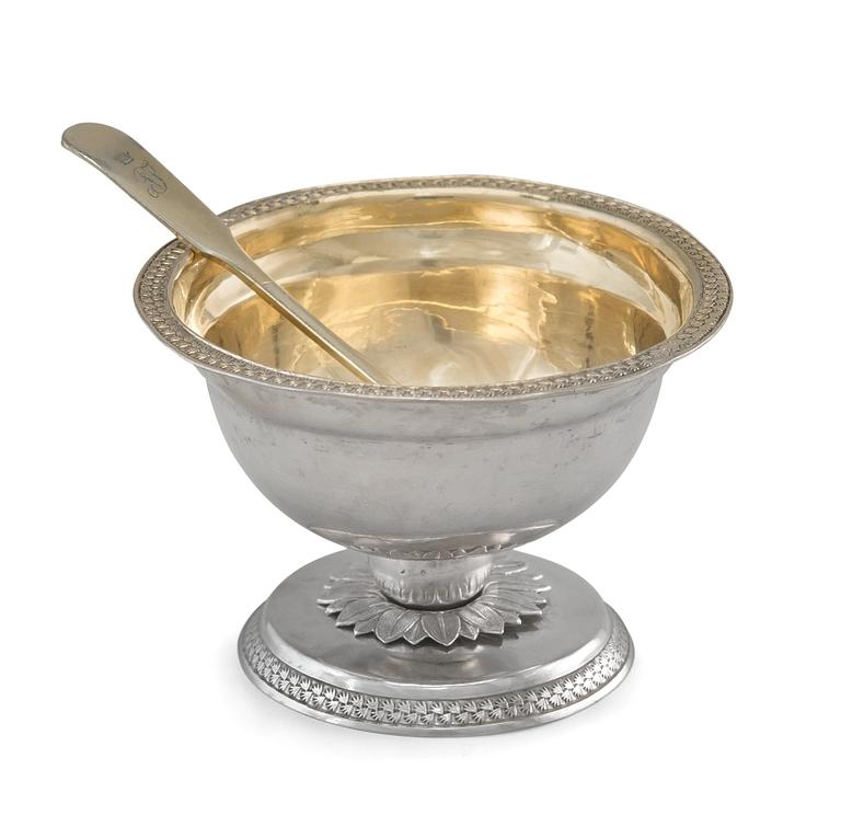 A BOWL WITH SPOON, 84 silver. Masters mark worn. Assay master Alexander Jashikov St. Petersburg. 1818-26.