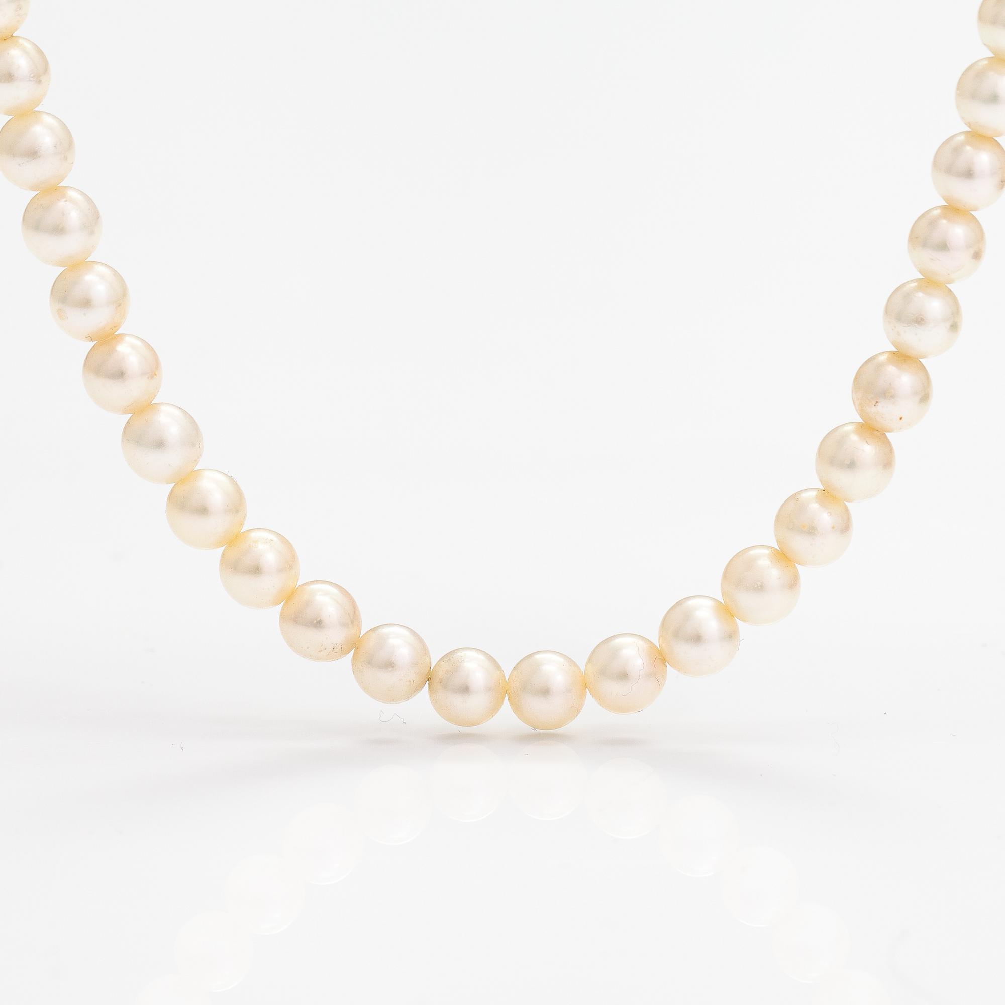 Pärlcollier, odlade pärlor, silver.