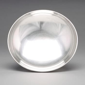 Wiwen Nilsson, a sterling bowl "The King's bowl" (Kungaskålen), Lund Sweden 1971.