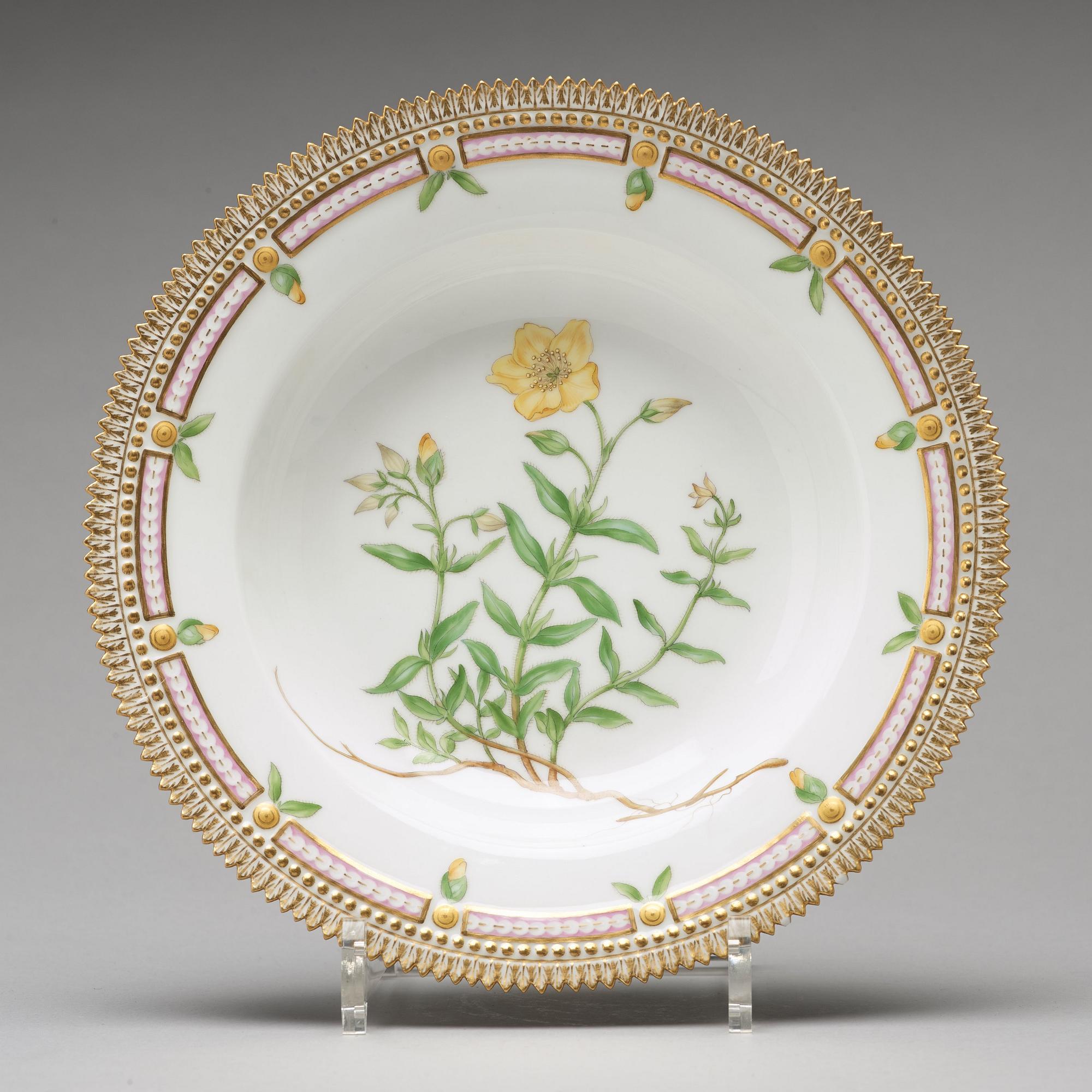 SOPPTALLRIKAR, sex stycken, porslin. "Flora Danica", Royal Copenhagen, Danmark, 1900-tal.