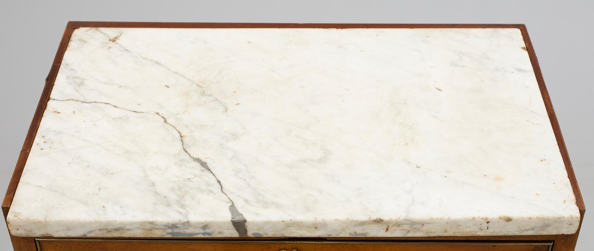 SEKRETÄR. Sengustaviansk, omkring 1800.