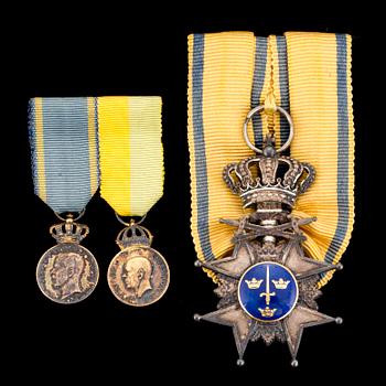 A Swedish ("Badge of the Sword") medal state decoration and two miniatures, silver.