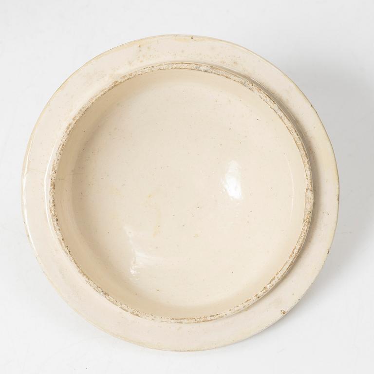 A flintware jar from Marieberg, Steen's period (1769-1788).
