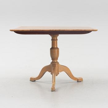 A Swedish root veneered tilt top table, end of the 18th Century.