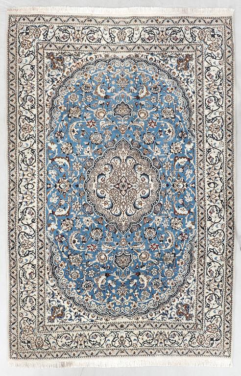 Matta Nain semiantik ca 296x195 cm.