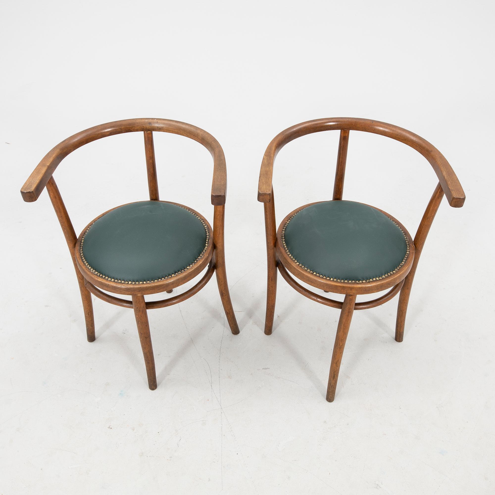 Pair of Thonet armchairs, first half of the 20th century.
