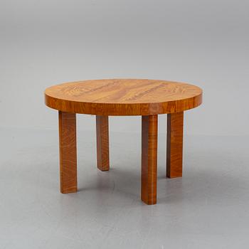 A 1930's/40's dining table.