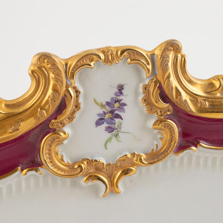 Meissen, Tray, porcelain, Rococo style, Germany, 1934-1945.