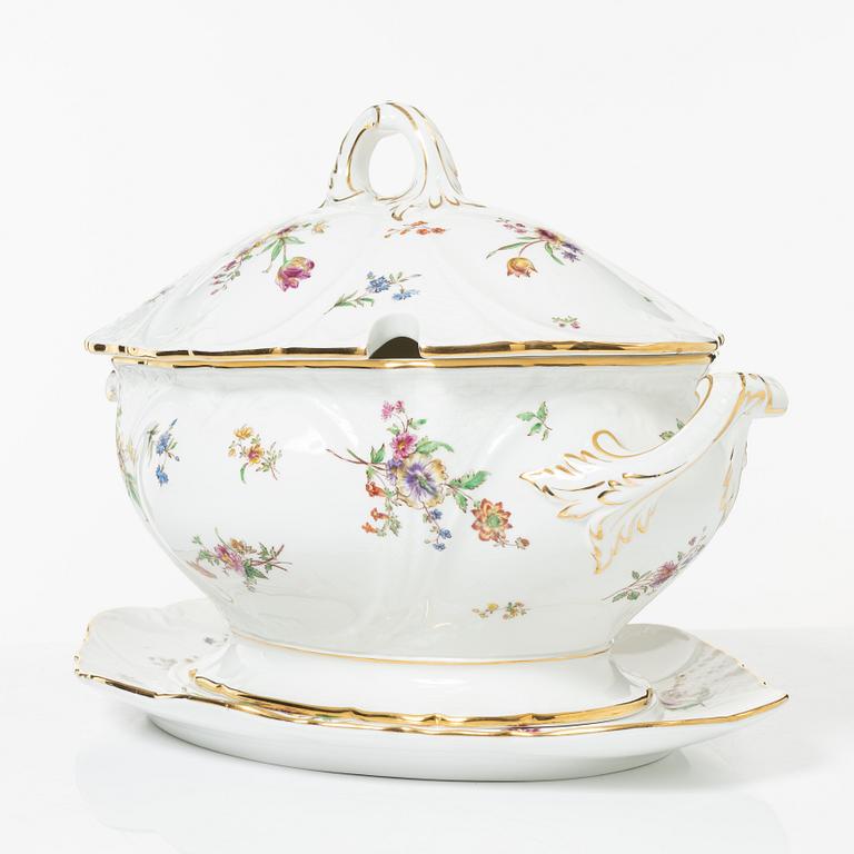 Servisdelar, 55st, porslin, Rörstrand, sent 1800-/tidigt 1900-tal.