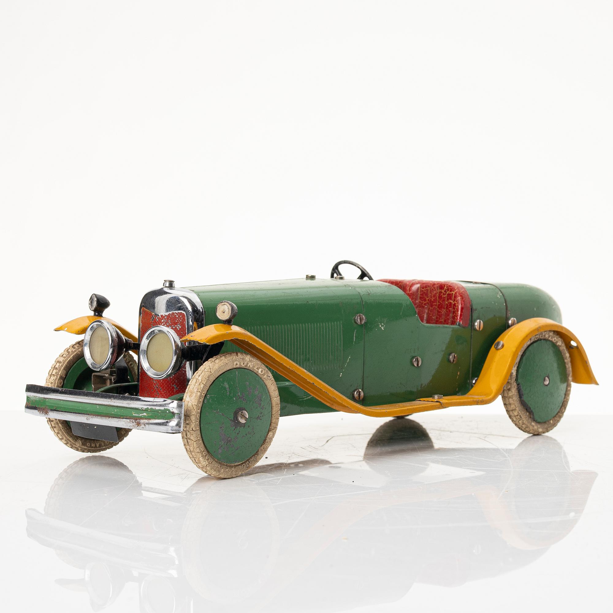 Meccano, racing car. England, 1930s.