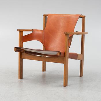 Carl-Axel Acking, fåtölj, "Trienna", 1900-talets mitt.