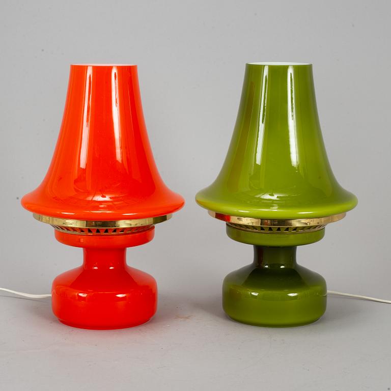 HANS-AGNE JAKOBSSON, a pair of glass table lamps, Markaryd, second half of the 20th century.