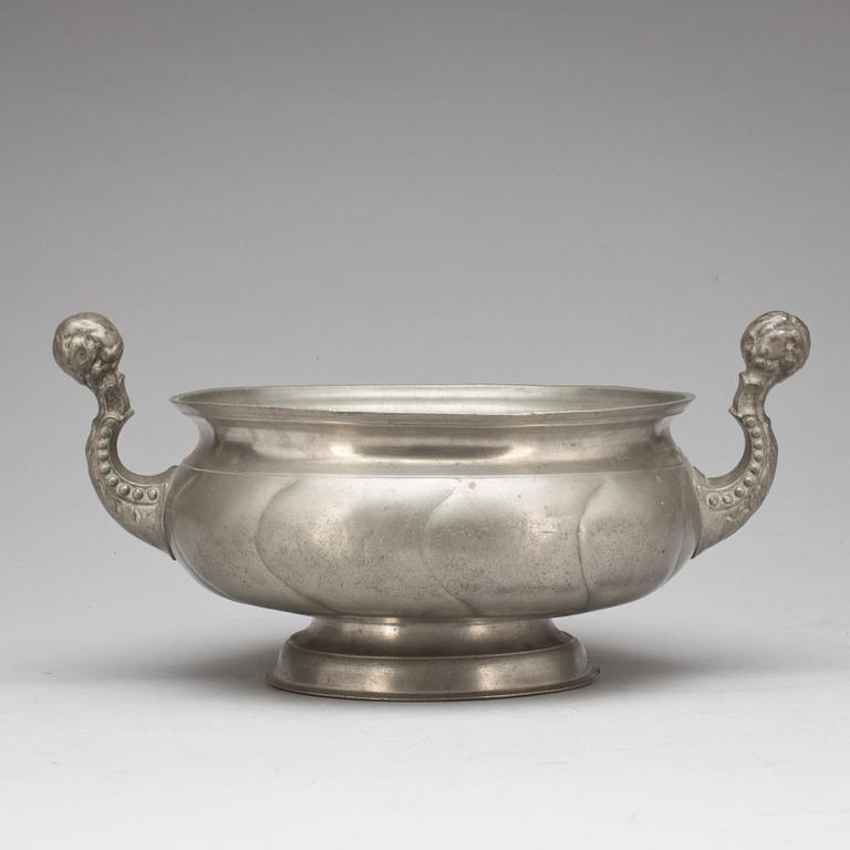 KALLSKÅLSSKÅL, tenn. Hans Wicksten (1782-1810/14), Västerås.