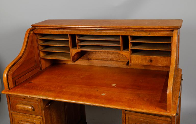 SKRIVBORD, 1900-talets första hälft.