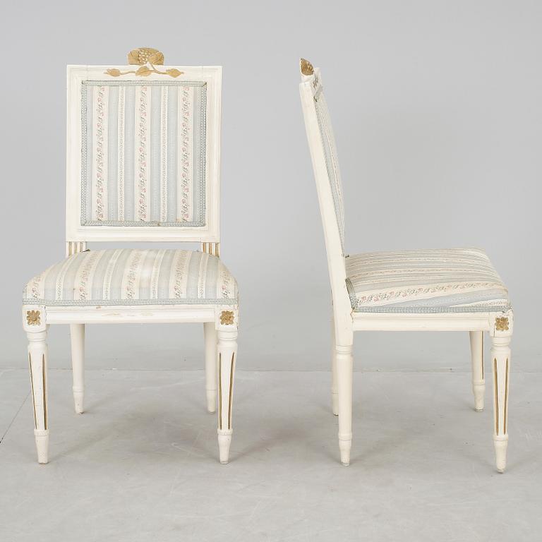 STOLAR, ett par, sengustavianska, omkring 1800.