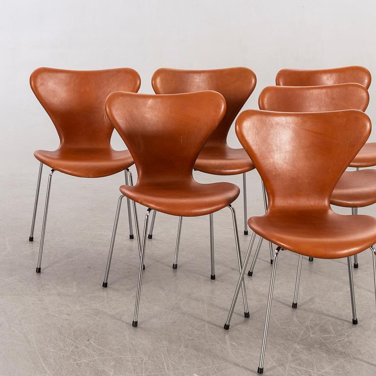 ARNE JACOBSEN, stolar, 6 st, "Sjuan", Fritz Hansen, Danmark 1900-talets senare del.