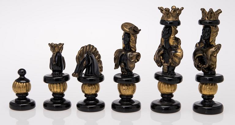 A PAULY & CIA MURANO CHESS BOARD.
