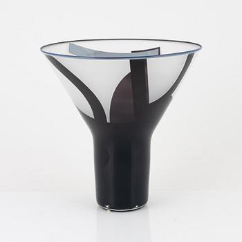 Klas-Göran Tinbäck, a unique vase, executed in his own studio, 1996.