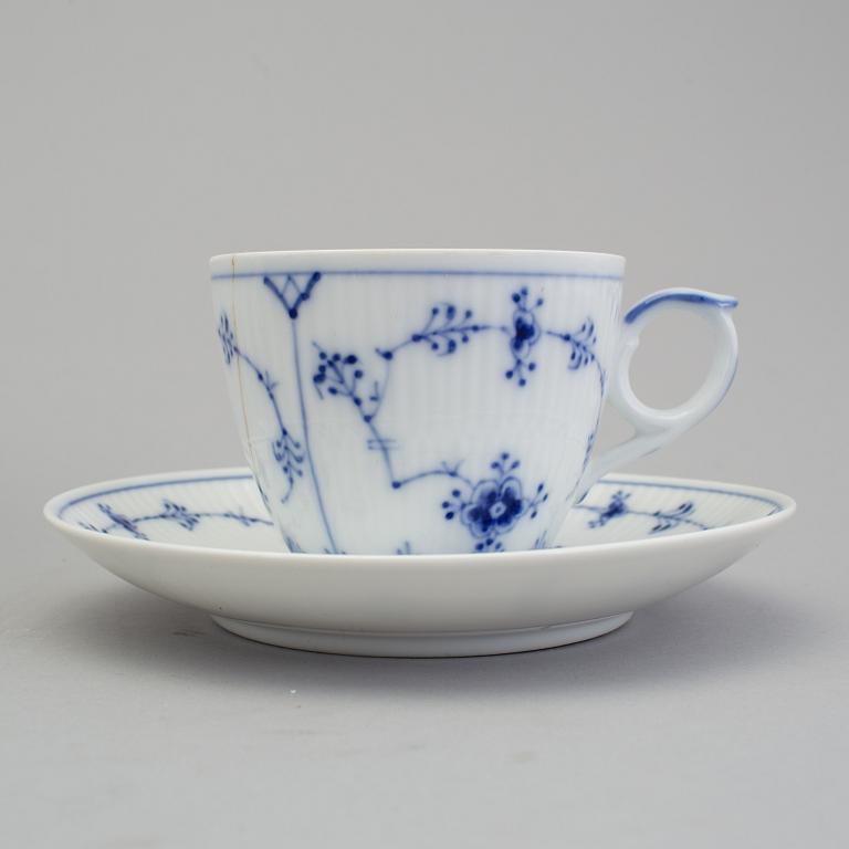 KAFFESERVIS, 18 delar, porslin, "Musselmalet", Kunglig Dansk, Danmark, 1900-tal.