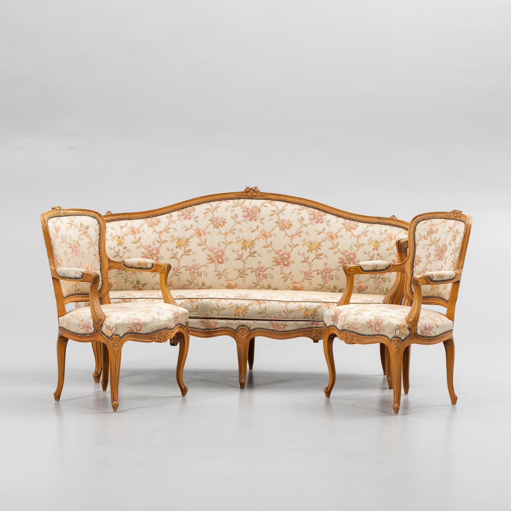 Salon suite, 4 pieces, Louis XV style, 20th century.