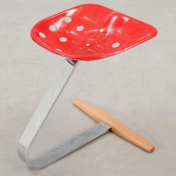 TRAKTORPALL, "Mezzadro", Achille Castiglione & Pier Giacomo Castiglione, för Zanotta, Italien. Formgiven 1957.