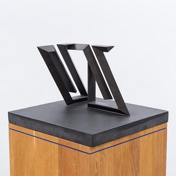 CARL MAGNUS, skulptur, brons, "Pavane II", signerad och daterad -87, numrerad 6/6.