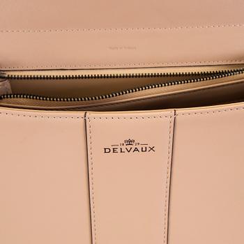 A Delvaux "Brillant" ladies handbag in nude/biscuit colored leather.