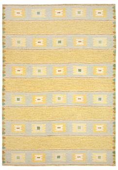 958. CARPET. Flat weave (Rölakan). 241 x 167,5 cm. Signed SN.