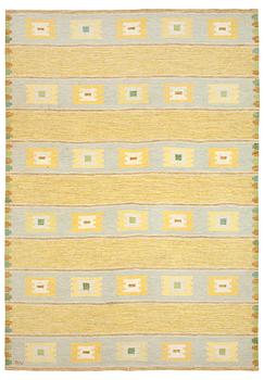 CARPET. Flat weave (Rölakan). 241 x 167,5 cm. Signed SN.