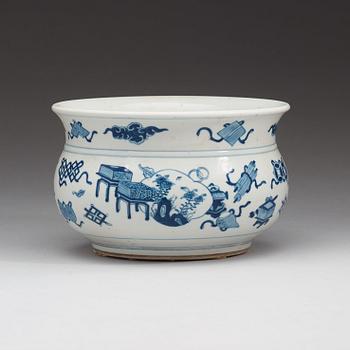 RÖKELSEKAR, porslin. Qingdynastin, Kangxi (1662-1722).